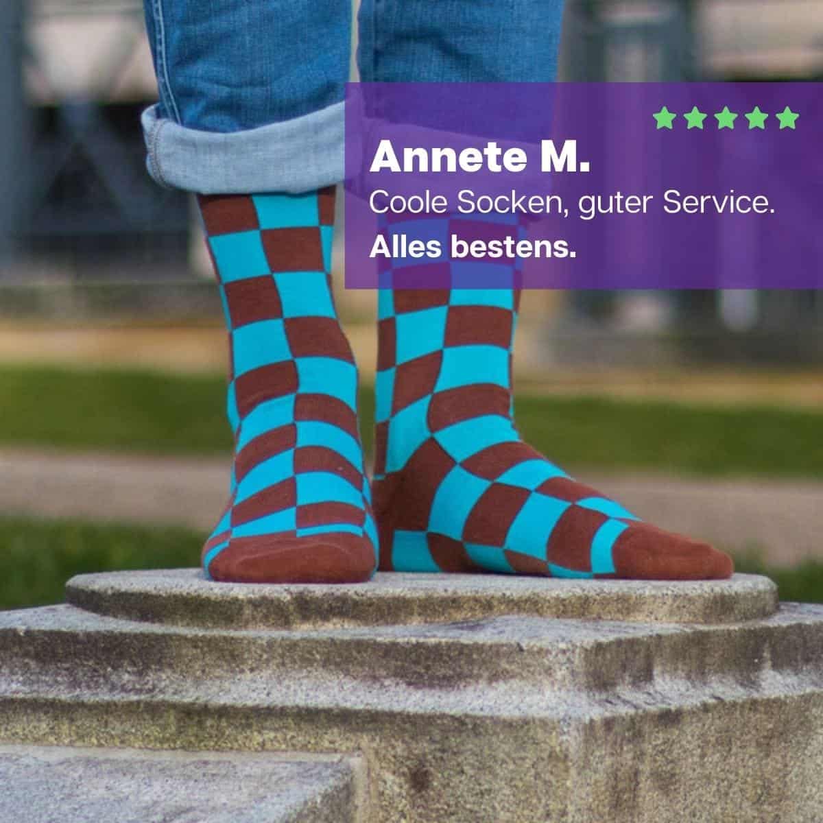 Schachbrett Socken von PATRON SOCKS mit Jeanshose