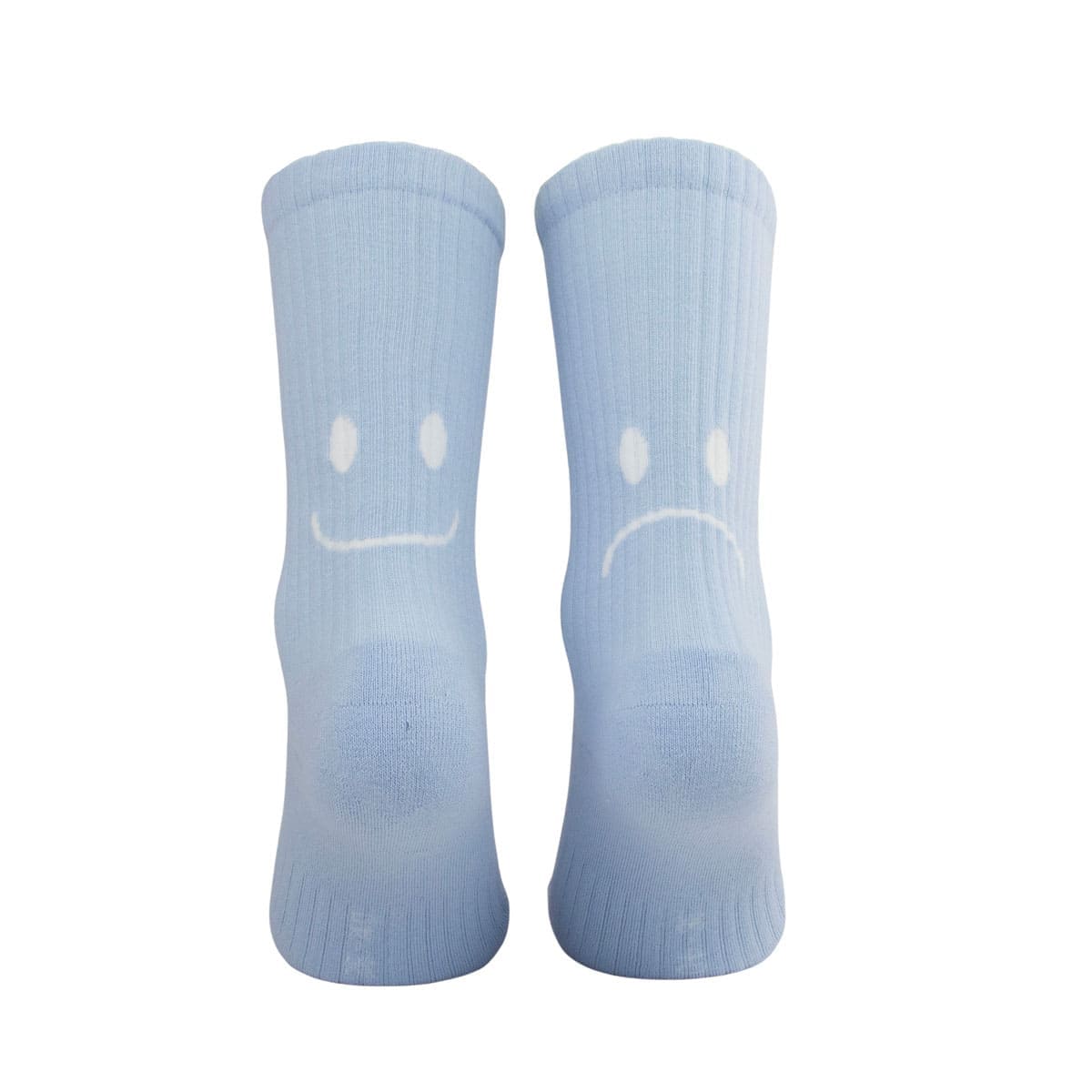 Atmungsaktive hellblaue Sportsocken mit Smile Motiv von PATRON SOCKS