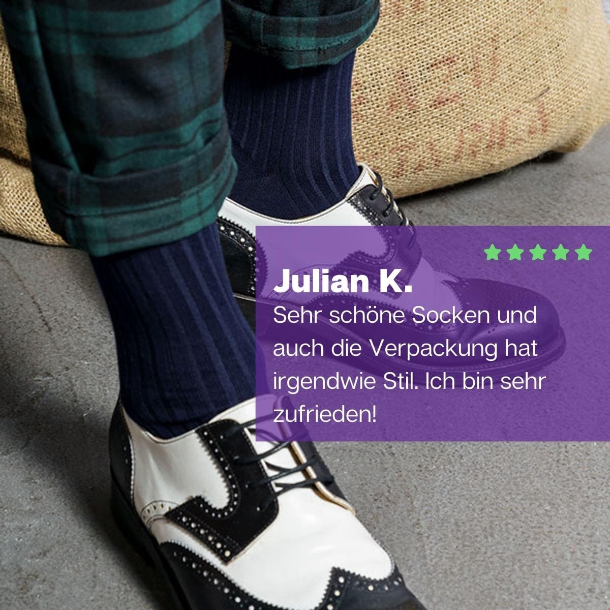 Marineblaue Business Socken von PATRON SOCKS in Vintage Schuhen